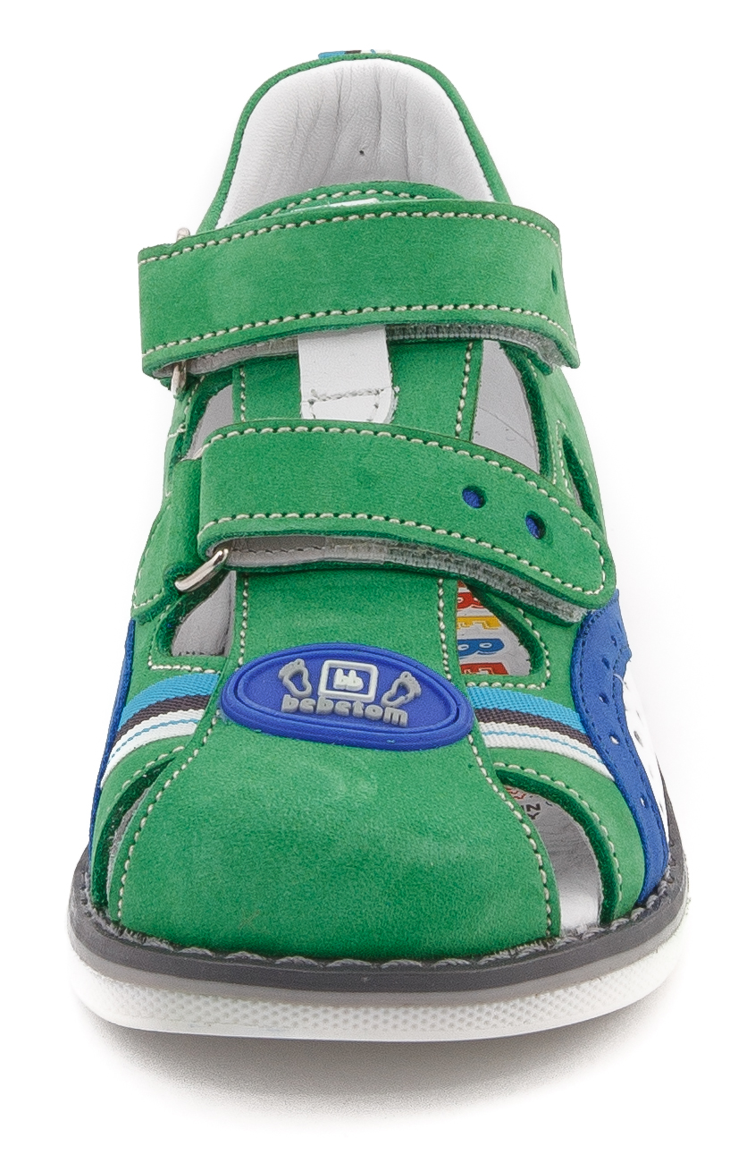 GO GREEN shoes with orthopedic features