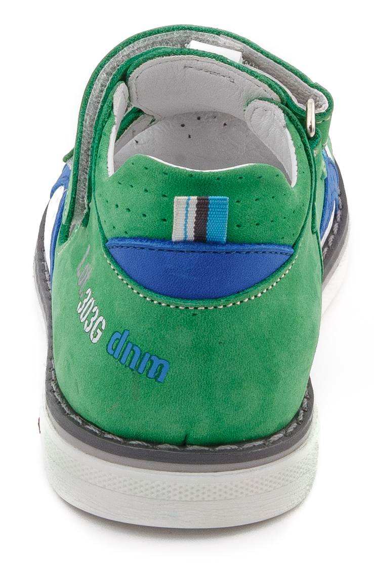 GO GREEN shoes with orthopedic features
